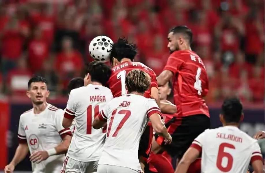 个进球都极, AUvHE