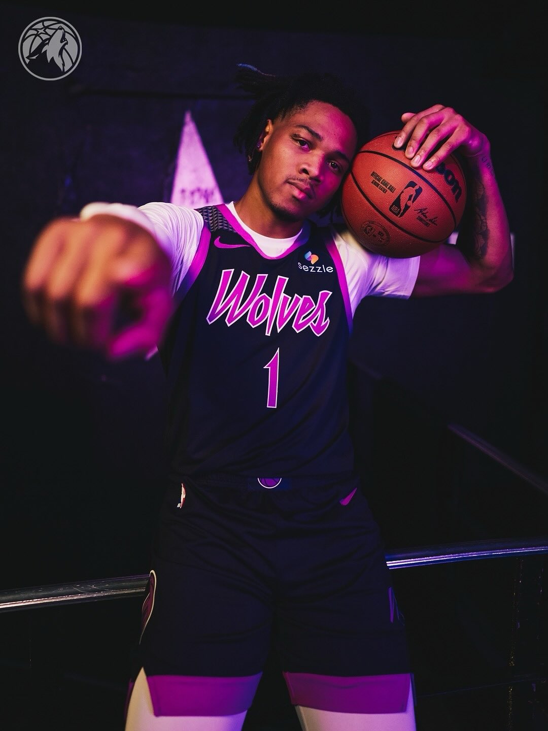 紫色暴雨, 我是明星, 森林狼官方